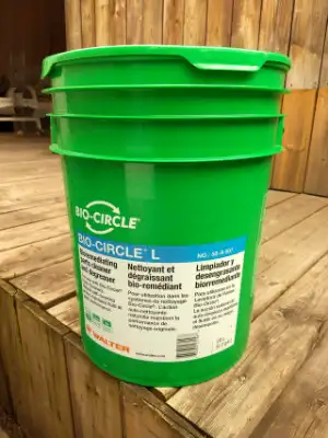 5 gallons of parts cleaner & degreaser - Photo 3