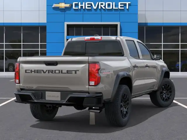 2026 Chevrolet Colorado Trail Boss - Photo 4