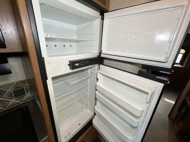 2013 Crossroads Sunset Trail 32FR BUNK HOUSE MODEL, SPACIOUS - Photo 21