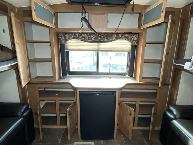 2013 Crossroads Sunset Trail 32FR BUNK HOUSE MODEL, SPACIOUS - Photo 35