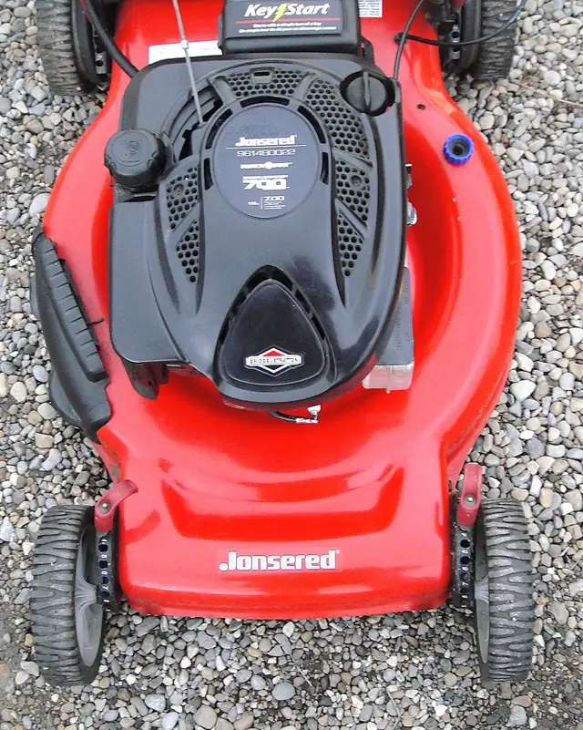 JONSERED SELF PROPELLED LAWNMOWER - Photo 4
