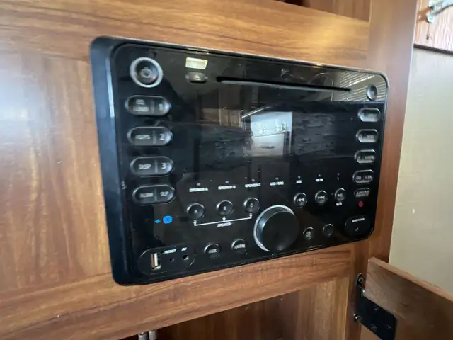 2014 KEYSTONE COUGAR 28RBS BUNKS, SPACIOUS, BUNK MODEL - Photo 19