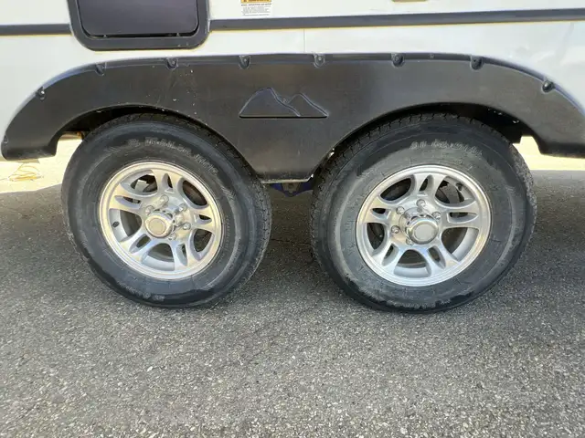 2014 KEYSTONE COUGAR 28RBS BUNKS, SPACIOUS, BUNK MODEL - Photo 39