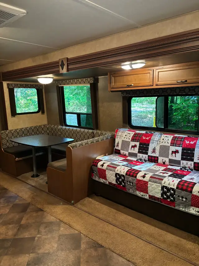 2014 StarCraft 25 BHS Widebody - Photo 2