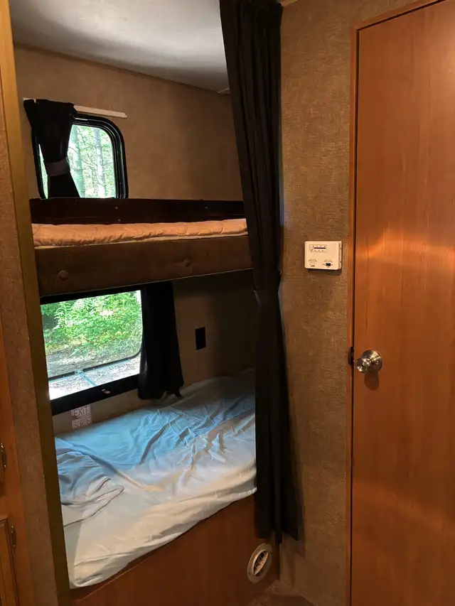 2014 StarCraft 25 BHS Widebody - Photo 6