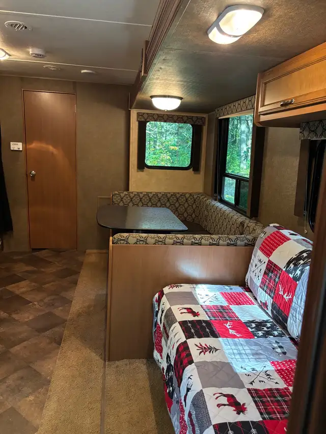 2014 StarCraft 25 BHS Widebody - Photo 7