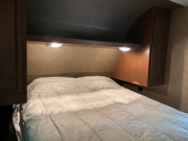 2014 StarCraft 25 BHS Widebody - Photo 8