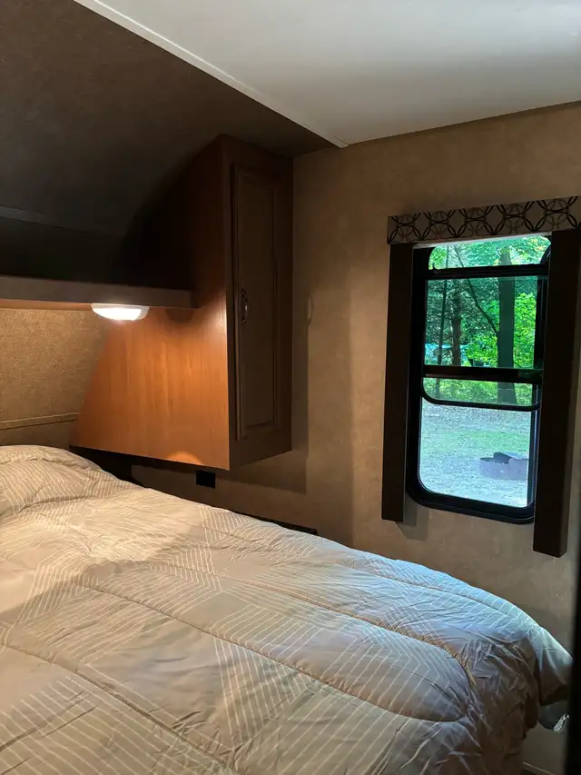 2014 StarCraft 25 BHS Widebody - Photo 9