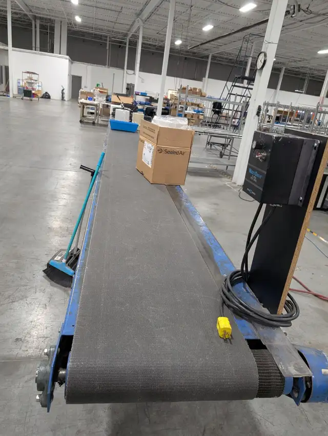 Conveyor- variable speed - Photo 3