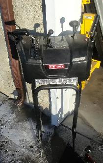 SNOW BLOWER HANDLE ASSEMBLY