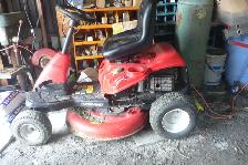 Troy-Built TB30R tracteur à pelouse