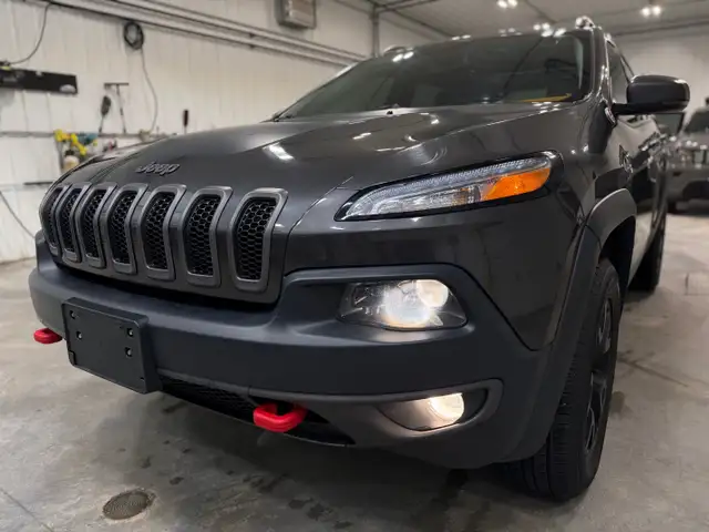 2016 JEEP CHEROKEE TRAILHAWK LOADED ACCIDENT FREE SAFETIED - Photo 5