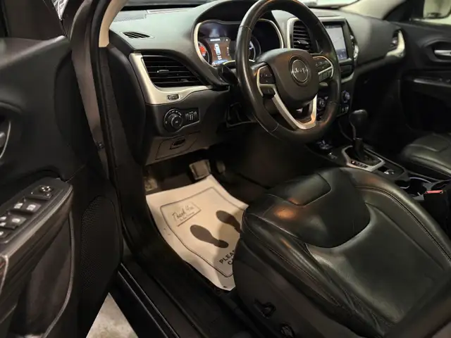 2016 JEEP CHEROKEE TRAILHAWK LOADED ACCIDENT FREE SAFETIED - Photo 17