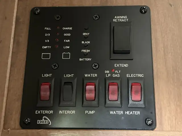 2015 Dutchmen Aspen Trail 1700DB, COMPACT, NO SLIDE - Photo 16