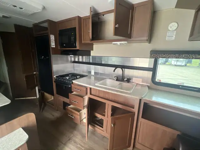 2015 Dutchmen Aspen Trail 1700DB, COMPACT, NO SLIDE - Photo 20