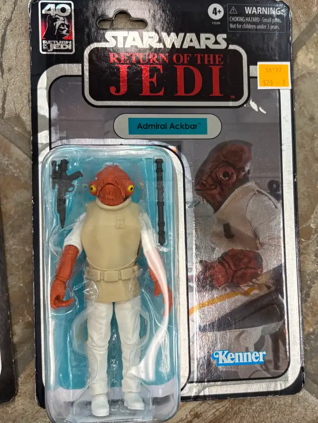 Variety of NEW Star Wars Collectable Toys - Photo 5