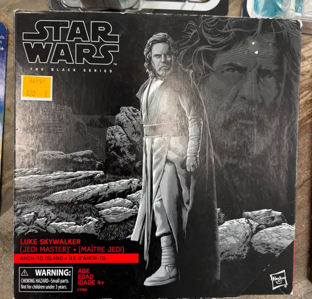 Variety of NEW Star Wars Collectable Toys - Photo 8