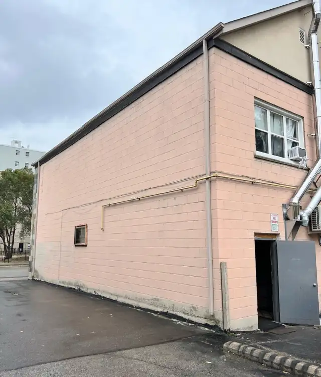 STUCOO,PARGING,REPAIR - Photo 3