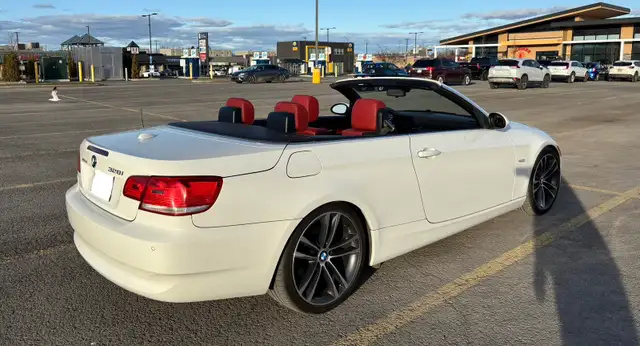 BMW 328i Cabriolet M Package | Red Interior | 110k km | Impeccab - Photo 7