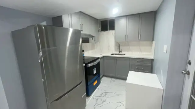 3 Bedroom and 2 washroom legal basement for rent - Photo 2