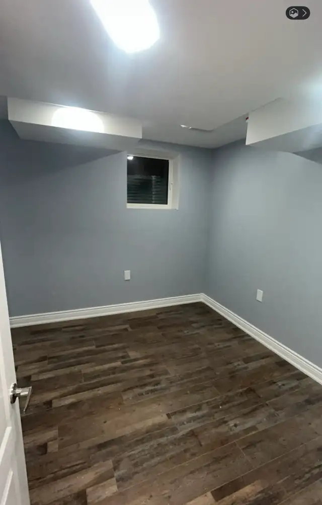 3 Bedroom and 2 washroom legal basement for rent - Photo 5