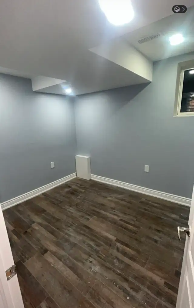 3 Bedroom and 2 washroom legal basement for rent - Photo 6