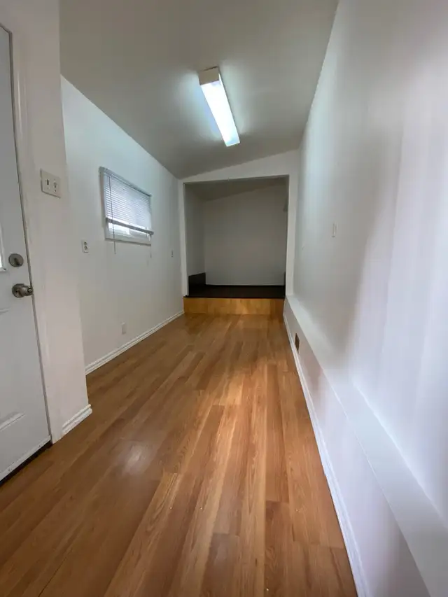 4 BEDROOM 2.5 BATH SINGLE HOME FOR RENT - Photo 3