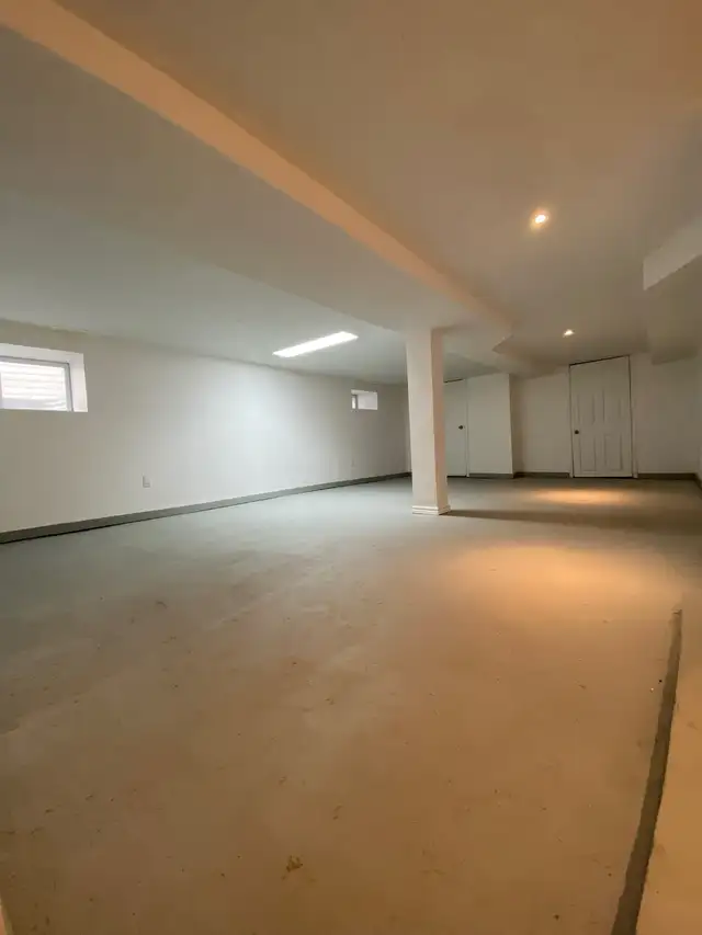 4 BEDROOM 2.5 BATH SINGLE HOME FOR RENT - Photo 8