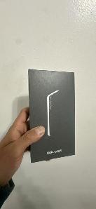 BNIB Samsung Galaxy s25 128gb Airpods/Charger Set/Delivery