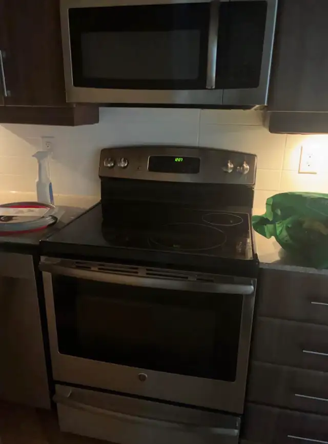 condo 2 1/2 avec chambre , place des arts - Photo 2