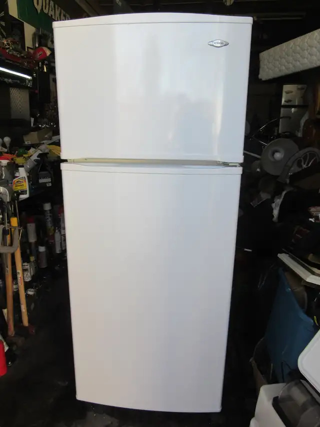 NEWER MAYTAG FRIDGE GREAT SHAPE - Photo 2