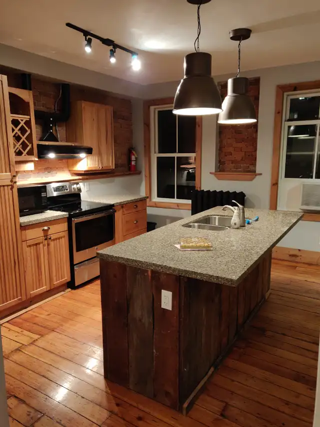 1 Bedroom Apartment For Rent ALL INCL, Downtown, KGH, Queens - Photo 2