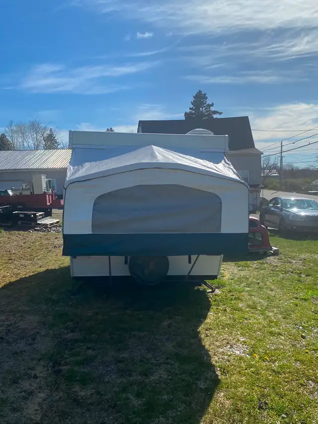 Tent trailer - Photo 3