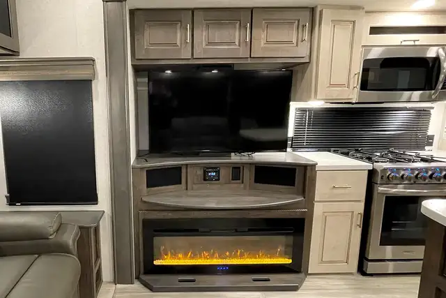 2022 Alliance RV Paradigm 370FB – Luxury Pre-Owned 5th Wheel - Photo 25