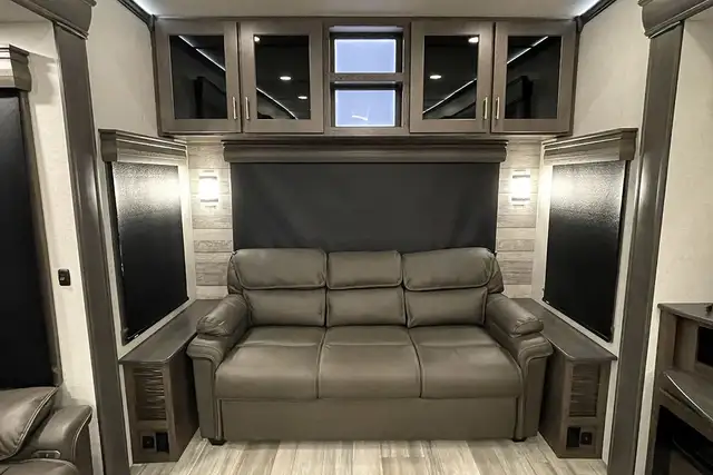 2022 Alliance RV Paradigm 370FB – Luxury Pre-Owned 5th Wheel - Photo 27