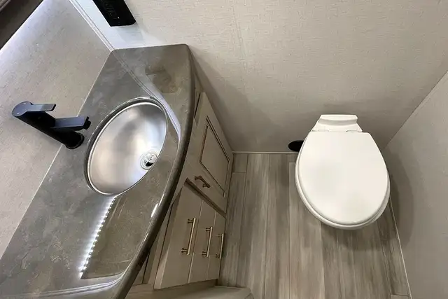 2022 Alliance RV Paradigm 370FB – Luxury Pre-Owned 5th Wheel - Photo 30