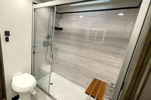 2022 Alliance RV Paradigm 370FB – Luxury Pre-Owned 5th Wheel - Photo 37