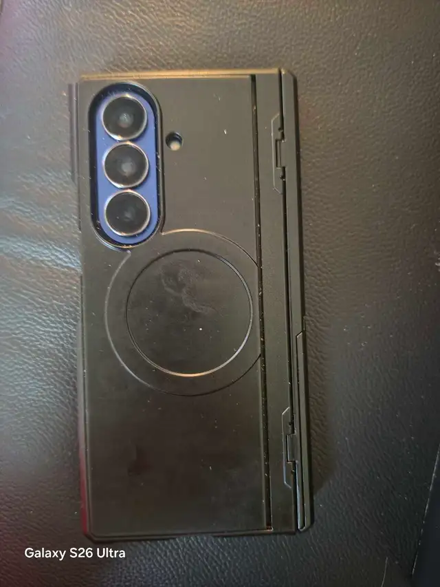 Samsung galaxy Z fold 7 for sale - Photo 4