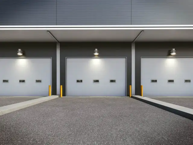 PORTÊ DE GARAGE COMMERCIAL OU MOTEUR - Photo 3