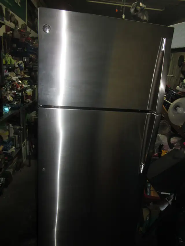 NEWER STAINLESS STEEL FRIDGE GREAT SHP