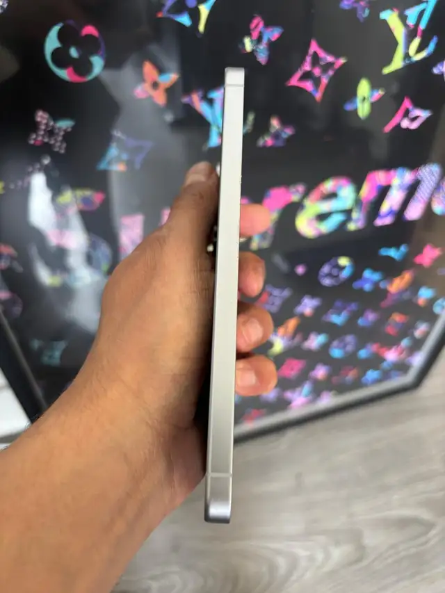 Samsung S25 FE 128GB Airpods/Charger Set/Delivery - Photo 5