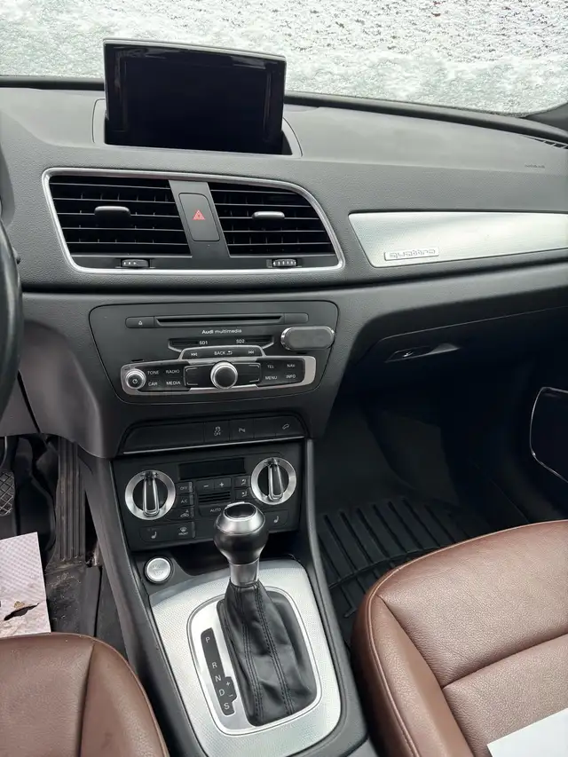 2015 Black Audi Q3 with leather and sunroof - Photo 6