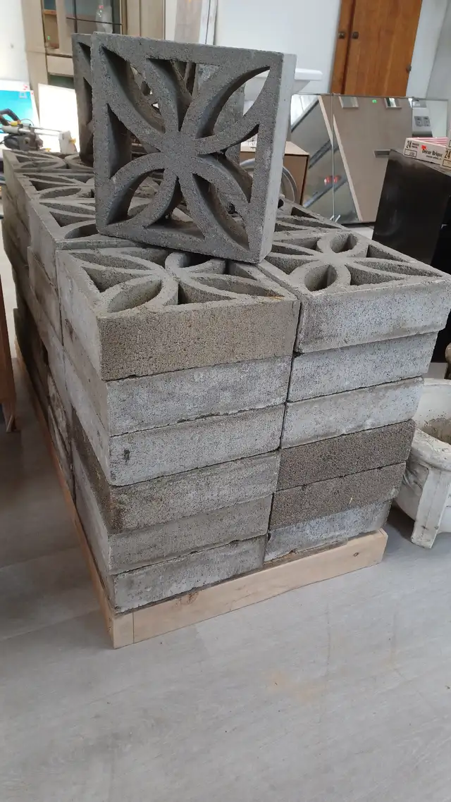 Breeze Way Blocks - Photo 2