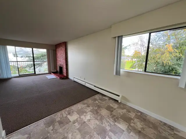 Renovated 2 bed 2 bath available now at Delta West! - Photo 4