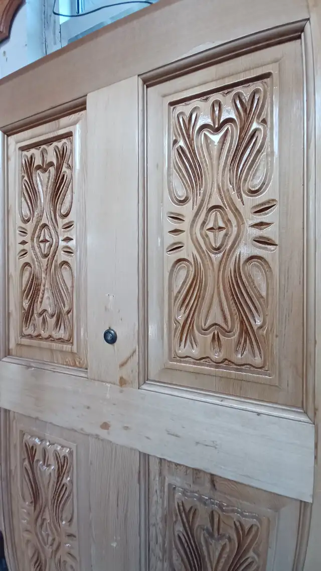 Entry Door- Wood - Photo 2