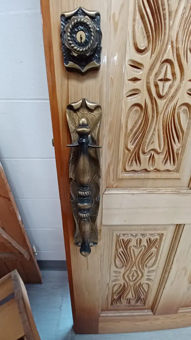 Entry Door- Wood - Photo 3