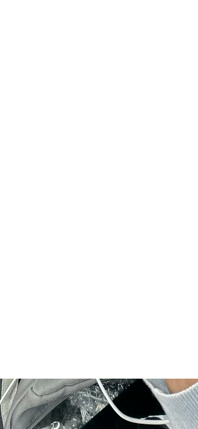 iPhone 15 Pro Max 256gb minor scuffs Airpods Pkg/Delivery - Photo 7