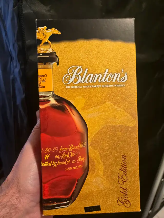 Empty Bourbon bottles and boxes for sale .)!