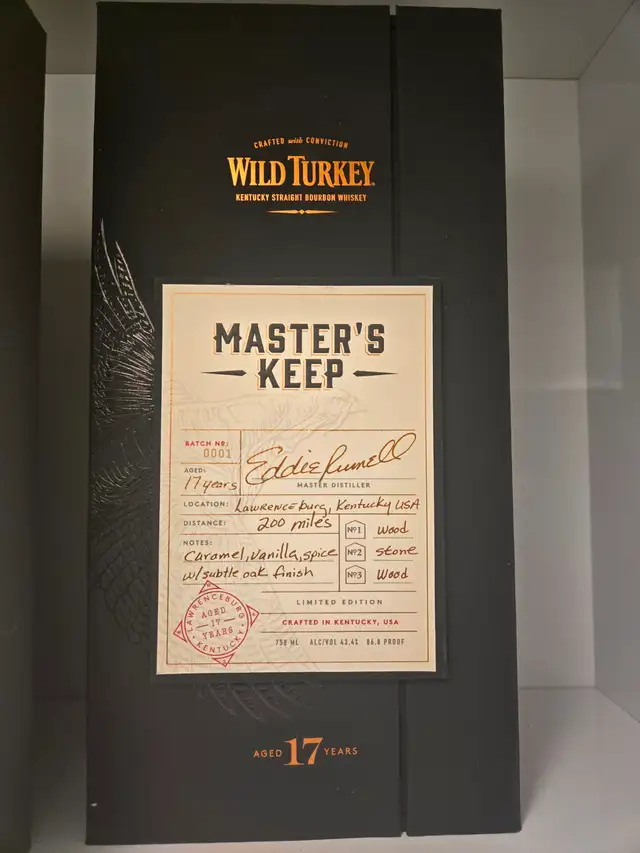 Empty Bourbon bottles and boxes for sale .)! - Photo 2