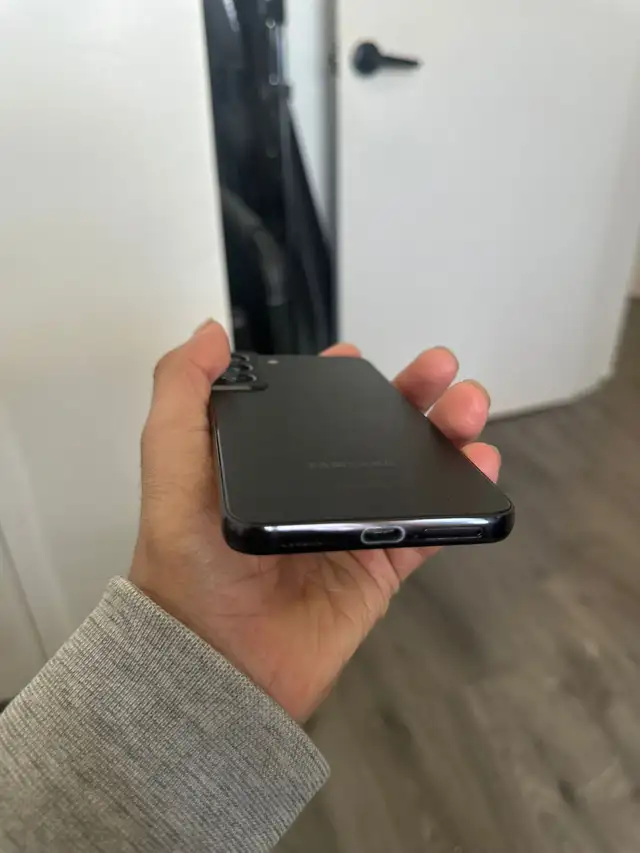 Samsung Galaxy S22 256GB Airpods/Charger Set/Delivery - Photo 6